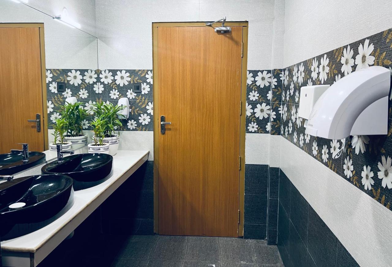 Hotel Seapark Kollam Exterior photo